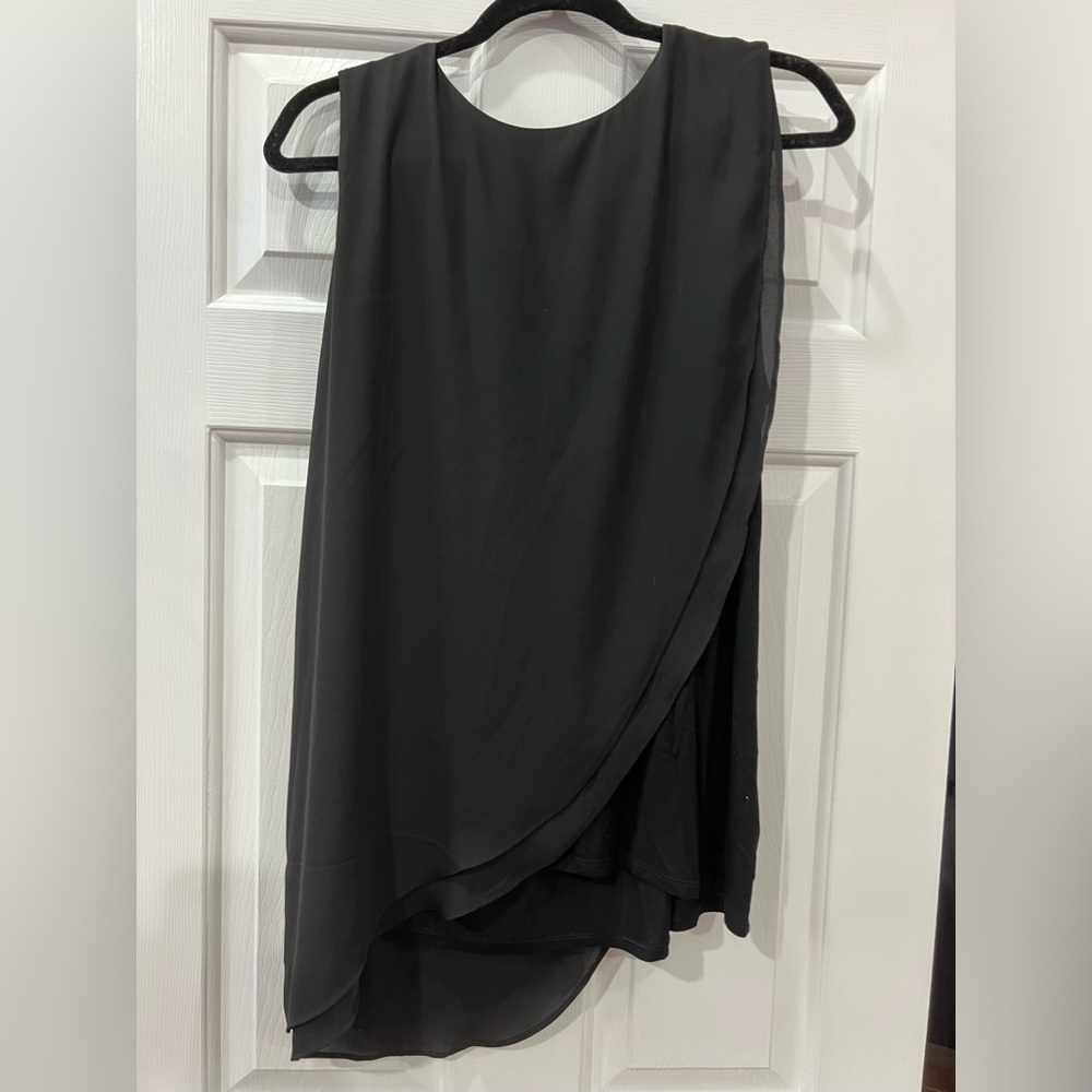 Gently used White House black market sleeveless blouse